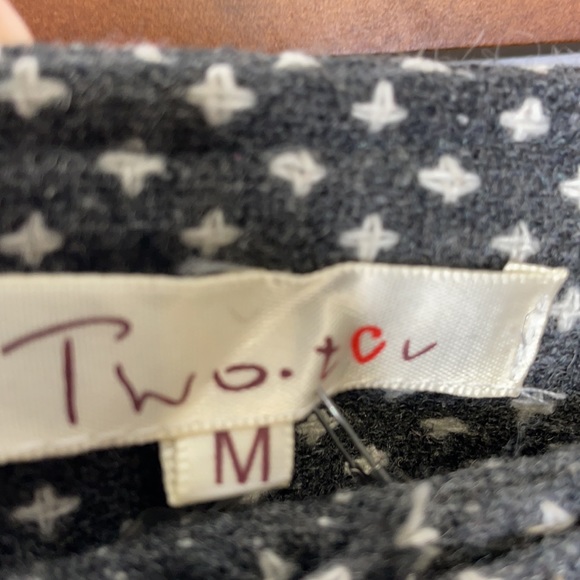 - Two tcv Gray/Blue Ruffled Pencil/Tulip Skirt with belt NWT - Picture 10 of 11